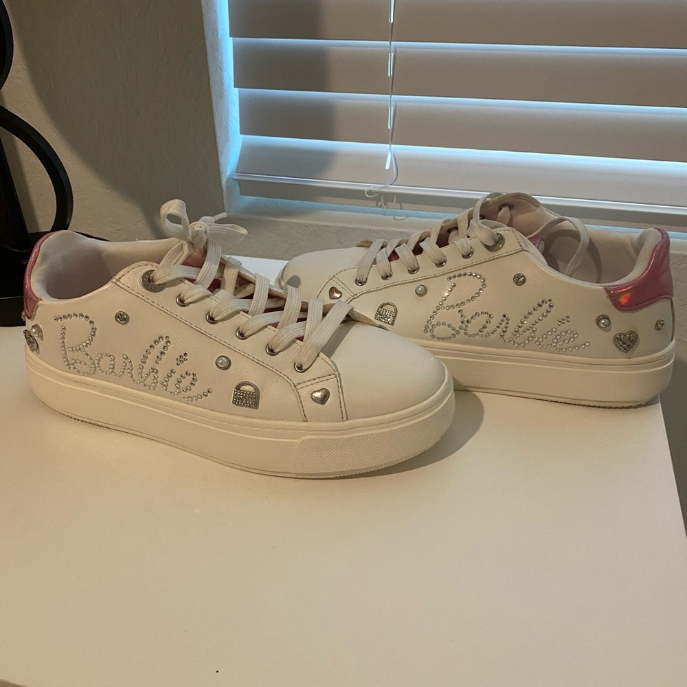 Aldo Cream Sneakers with Pink Highlights